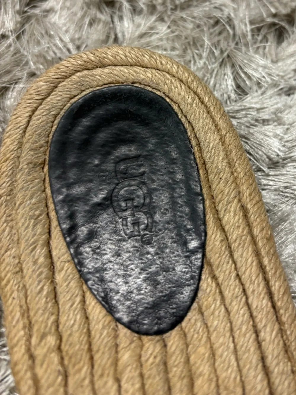 UGG Women’s Black Slide Sandals with Textured Strap - Picture 4 of 6